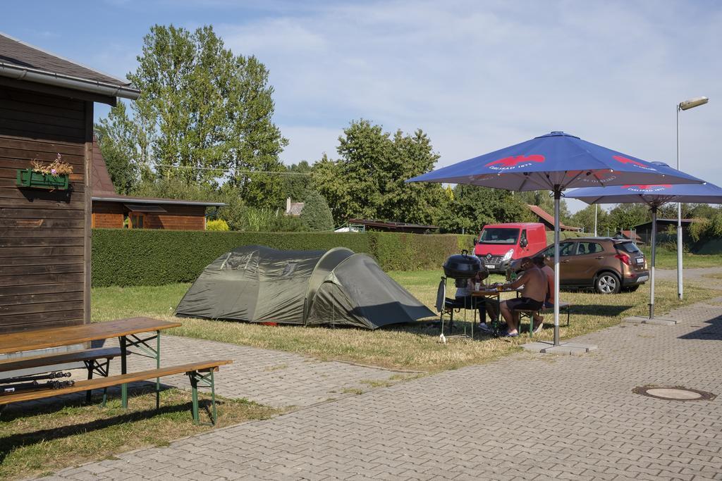 BeachCamp Nová Role Esterno foto